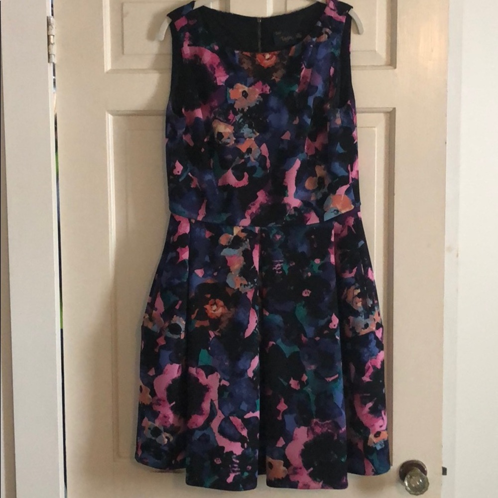Just Taylor dress